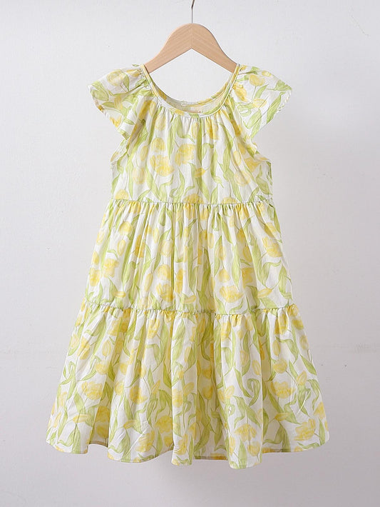 Robe à volants pour fille, à imprimé fleuri vert et jaune, légère et colorée, parfaite pour un look estival frais et joyeux.